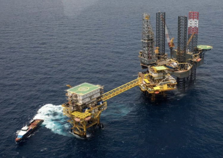 Denuncian falta de pagos a empresas proveedoras de Pemex en Campeche